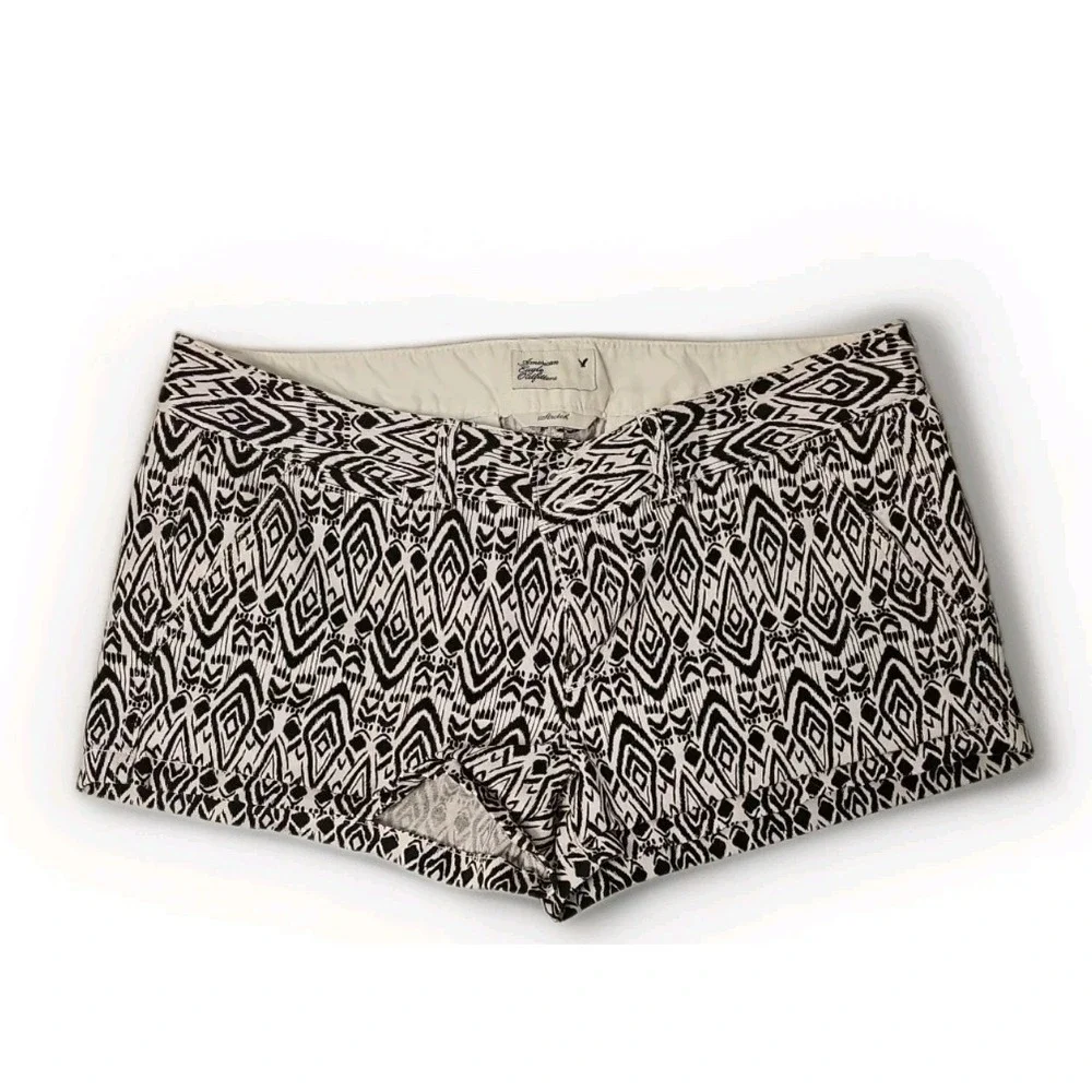 AE Stretch Coastal Cowgirl Short Shorts Sz‎ 10 33x2.5 White Black Pockets #142